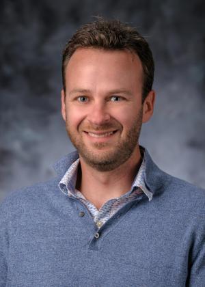 Prof. Gabriel Ménard Headshot