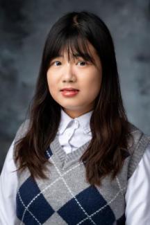Wenhui (Joyce) Xi Headshot
