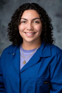 Alina Aguilar-Gonzalez Headshot