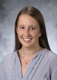 Christina Makris Headshot