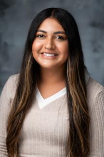 Esveidy Oceguera Headshot